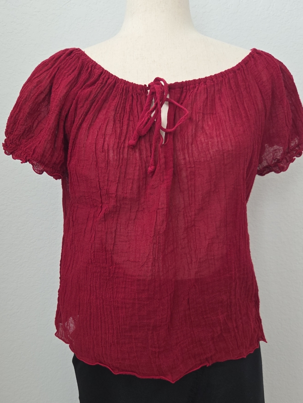 Women's Crinkled Guaze Tie-Neck Peasant Blouse Red Renaissance Whimsy Fairycore